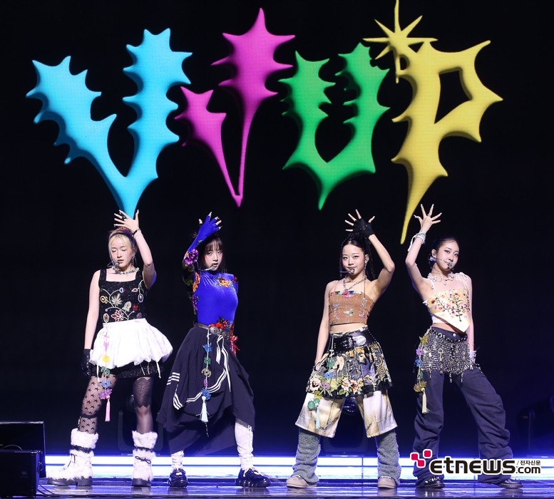 [ET포토] 비비업, '다국적 4인조 걸그룹'