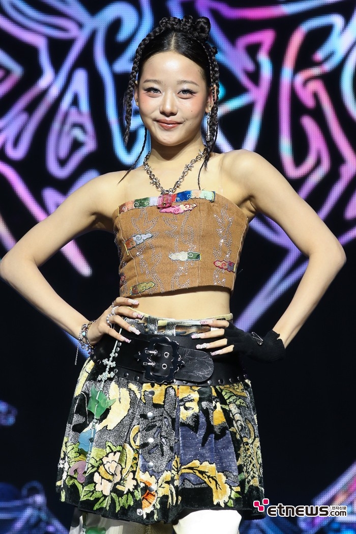 [ET포토] 비비업 팬, '전통 태국 스타일 헤어'