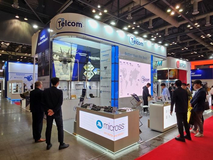 텔콤인터내쇼날은  20일부터 24일까지  열리는 '서울 국제 항공우주 및 방위산업 전시회(Seoul ADEX 2025)'에 참가했다. 텔콤 부스 전경.