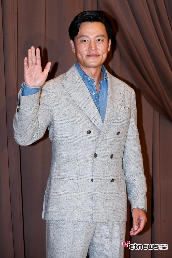 [ET포토] 이서진, '깊은 보조개 미소'