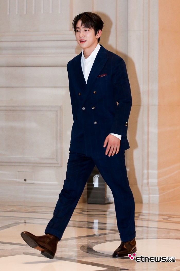 [ET포토] 박진영, '걸을때 보폭은 넓게'