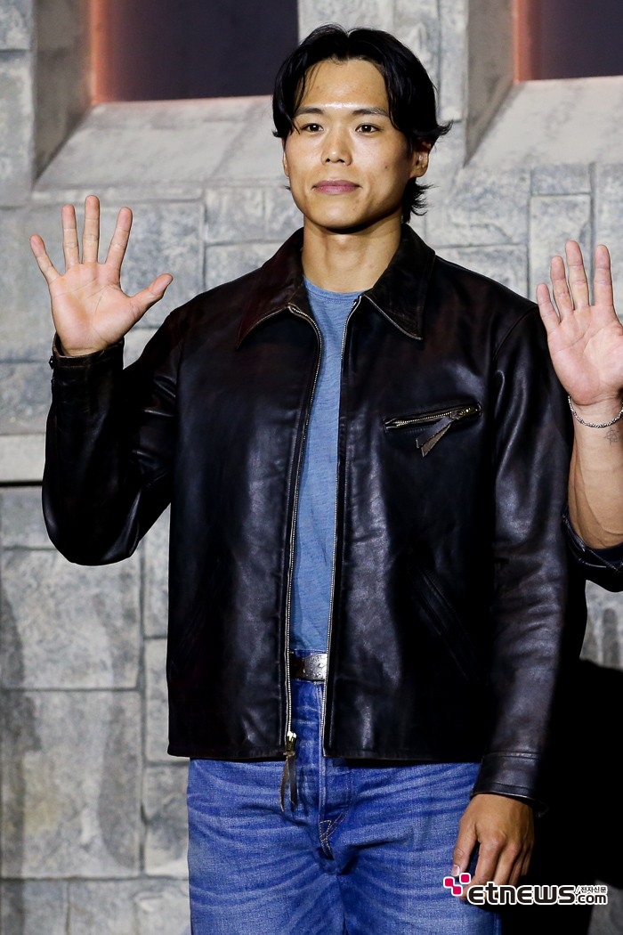 ET포토] 아모띠, '피지컬100 우승자의 자신감'