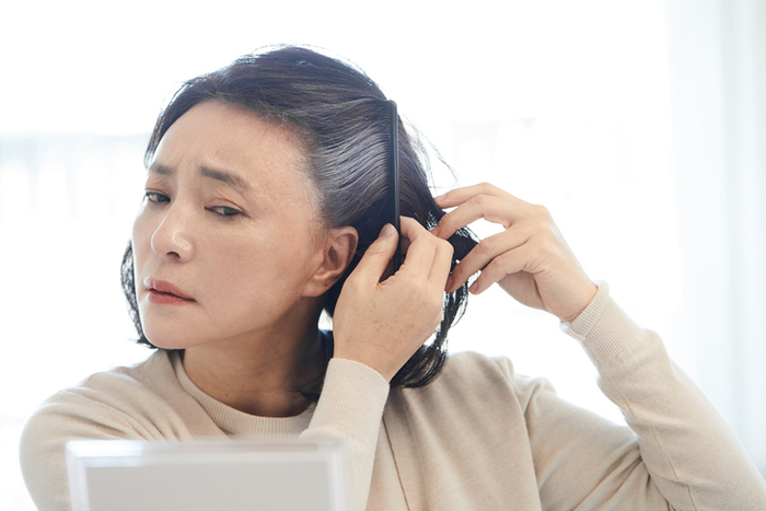 흰머리 나서 속상했는데…'암 세포' 막아낸 흔적이었다?