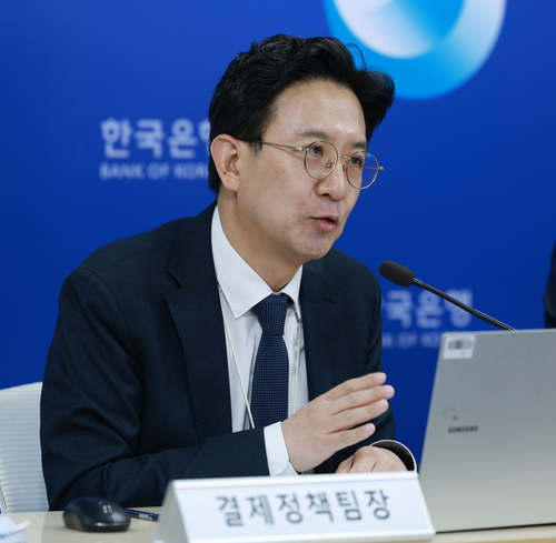 한은, 스테이블코인 '설계 테이블' 전면 가세…“은행 중심이 해법”