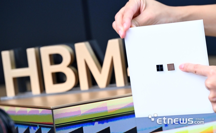 “AI 반도체, 첨단 패키지보다 HBM 병목이 더 심각”