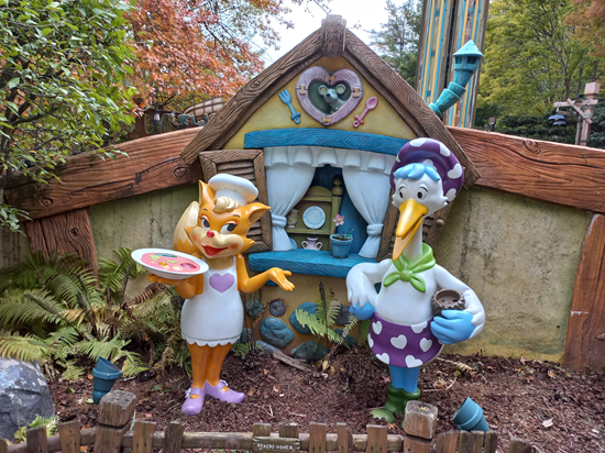 정만중 상업미술화가, 국내 대형 놀이공원 '에이징 보수 작업' 성료 - 뉴스 썸네일 이미지