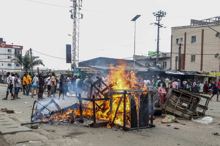 27일(현지시간) 카메룬 두알라에서 열린 반정부 시위 현장. 사진=EPA 연합뉴스