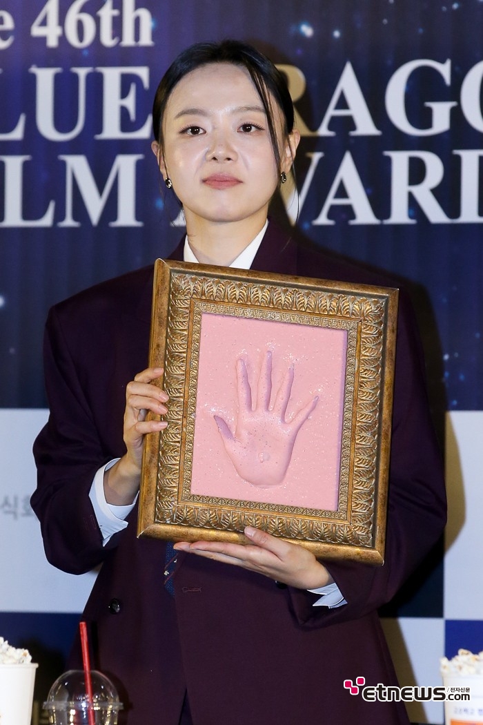 [ET포토] 이상희, '개인소장히고 싶은 핸드 프린팅'