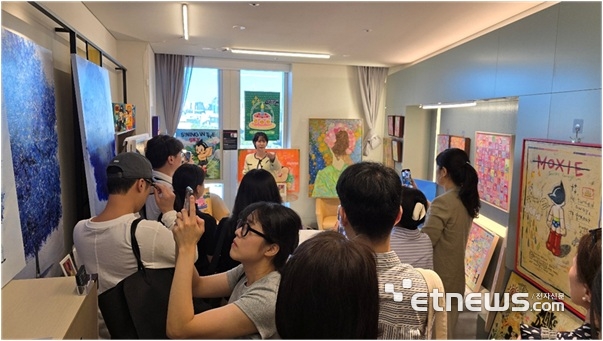 “예술과 혁신의 진동으로 강남을 깨우다”...'언노운바이브-더갈라' 아트페어 성료