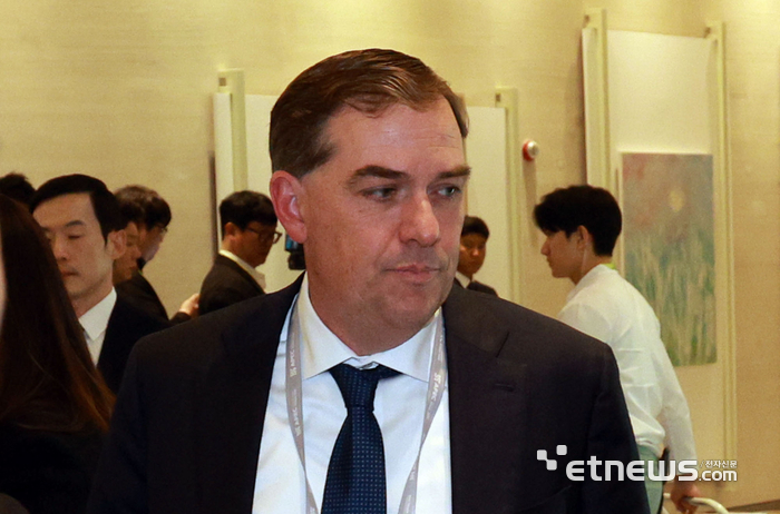 지난 10월 29일 맷 가먼 아마존웹서비스(AWS) 최고경영자(CEO)가 경북 경주예술의전당에서 열린 아시아태평양경제협력체(APEC) 정상회의 최고경영자(CEO) 서밋' 행사에 참석하고 있다. [사진= 전자신문 DB]