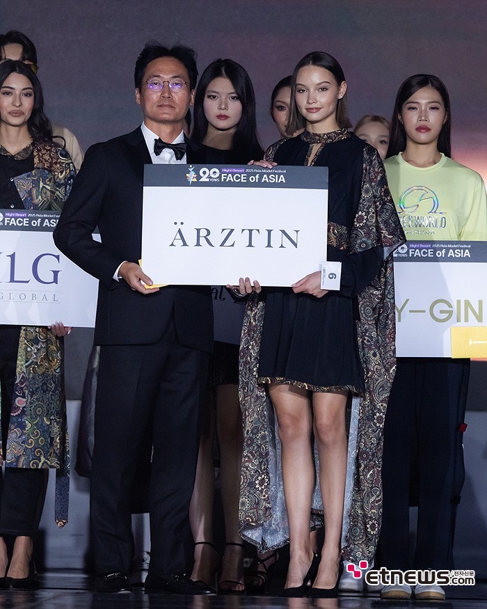 [ET포토] Evilina Mangutova,아시아모델페스티발 페이스오브아시아 에르쯔틴상