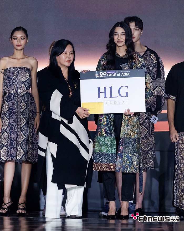 [ET포토] shakhnoza abdullaeva, 아시아모델페스티벌 페이스오브아시아 에이치글로벌 뉴스타상