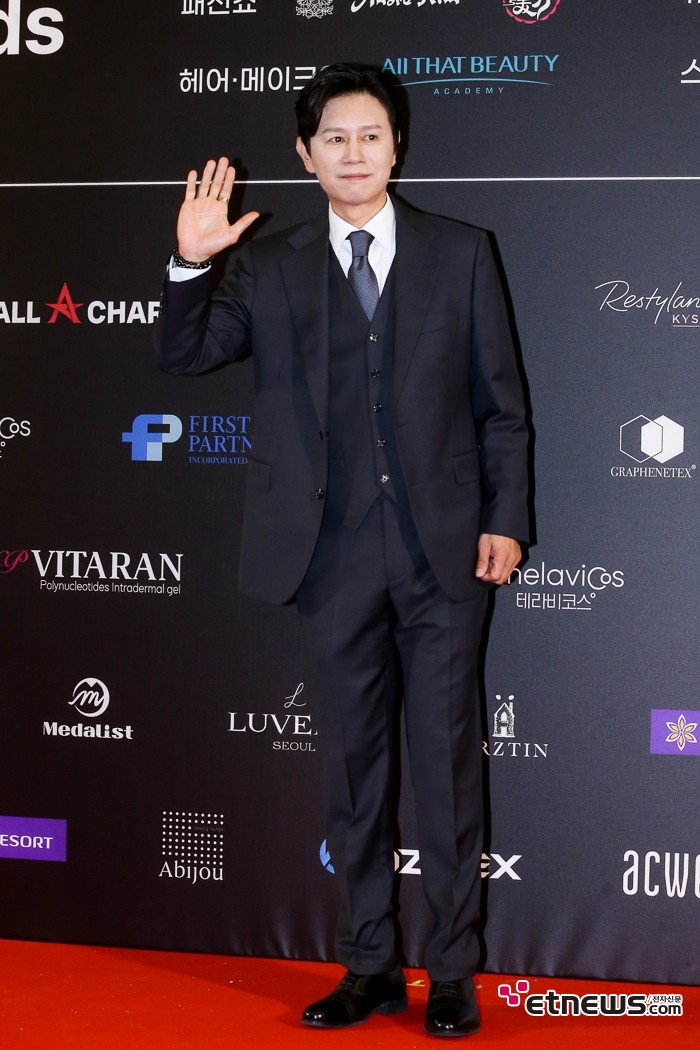 [ET포토] 김민종, '넉넉한 여유'