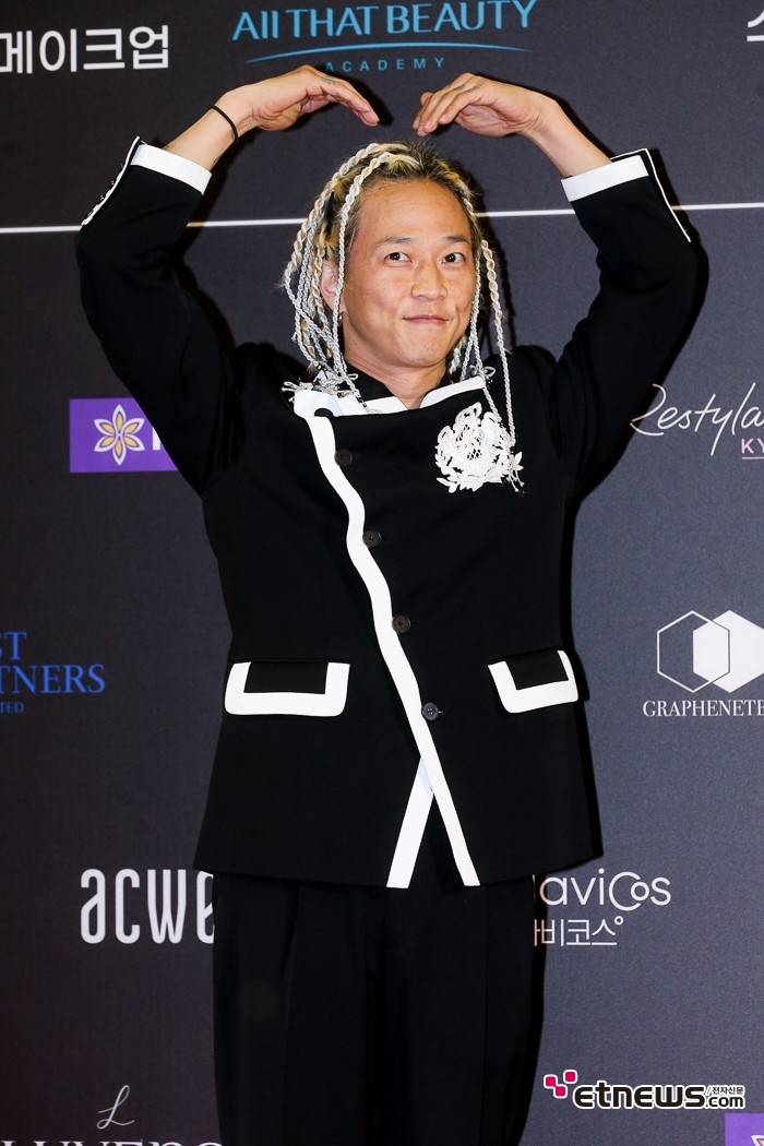 [ET포토] 팝핀 현준, '독보적인 레게 헤어'