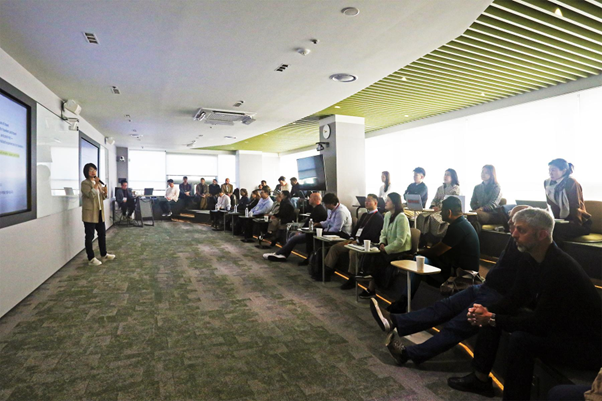 야놀자, '글로벌 서밋 2025' 성료...중장기 성장 전략 논의 - 뉴스 썸네일 이미지