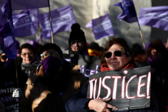프랑스, 강간죄 정의에 '비동의' 포함… “침묵은 동의 아냐”