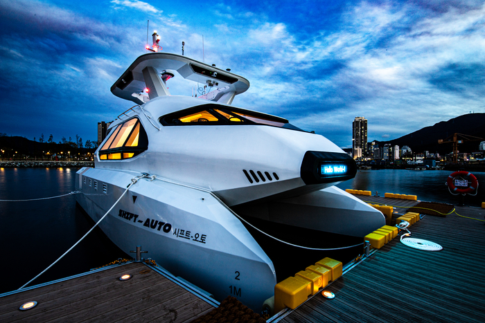 삼성중공업의 완전 자율운항 연구선박 시프트 오토. 삼성중공업