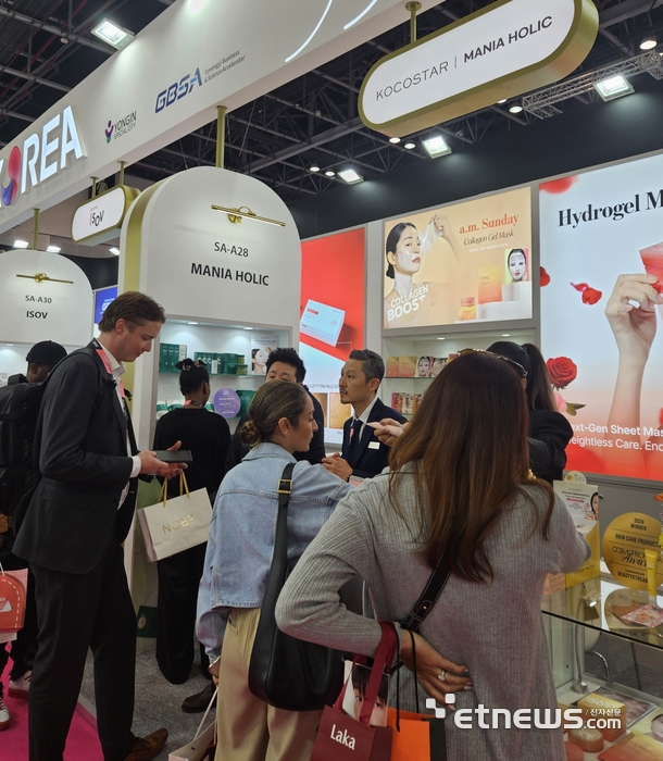 두바이 무대 위 'K-뷰티' 쇼…경과원, 5673만 달러 상담으로 빛나다