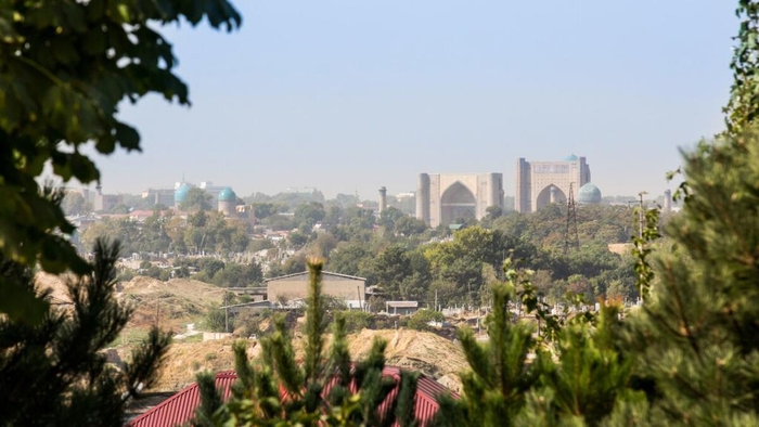 아시아개발은행(ADB)은 우즈베키스탄 사마르칸트 태양광에너지·배터리에너지저장(BESS)시설 구축 프로젝트에 1억4000만달러 금융 패키지를 지원해 약 60만 가구가 사용할 전력을 공급할 계획이다. 사진 출처 : ADB