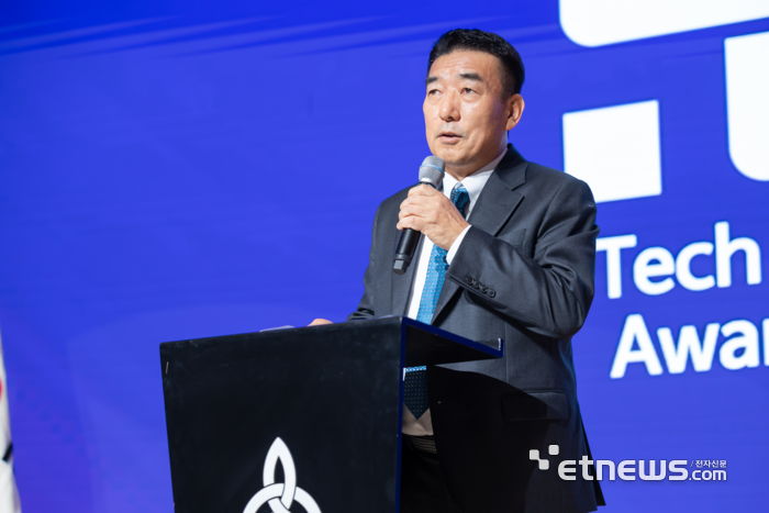 백홍기 한국머신비전산업협회장