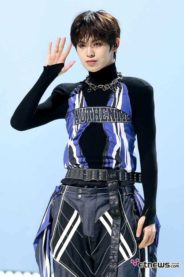 [ET포토] 엠빅 루, '가녀린 몸매'