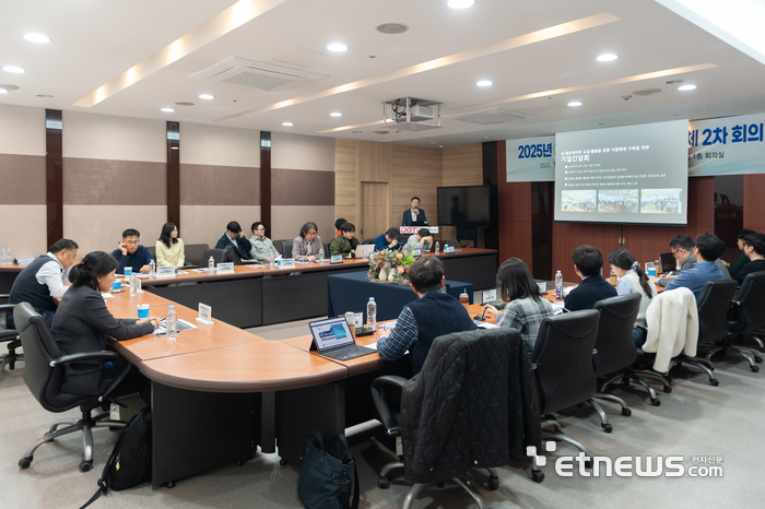대구 성서캠퍼스에서 열린 실무자 및 협의체 회의 모습