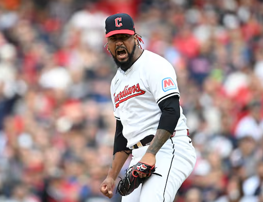 9일 스포츠 도박 혐의로 기소된 클리블랜드 가디언스 소속 투수 엠마누엘 클라세.  사진=AFP 연합뉴스