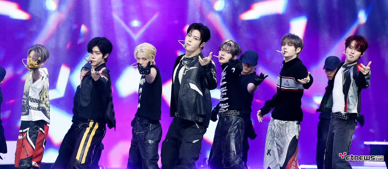 [ET포토] 클로즈 유어 아이즈, '여심 유혹하는 손짓'