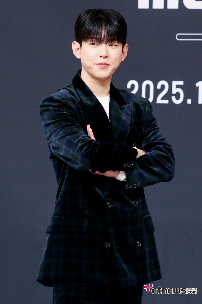 [ET포토] 폴킴, '권위있게 팔짱 포즈'