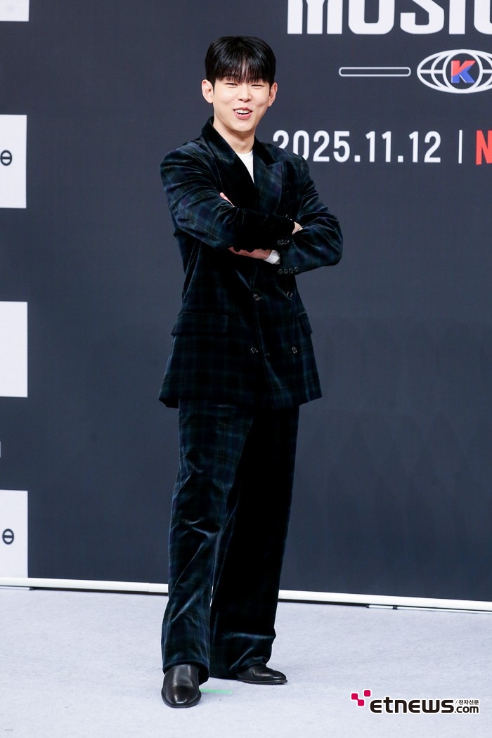 [ET포토] 폴킴, '편안하게 보세요~'