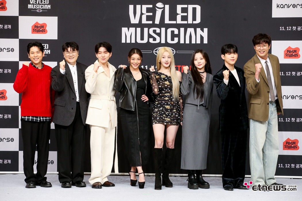 [ET포토] SBS 새 예능 베일드 뮤지선을 만든 사람들