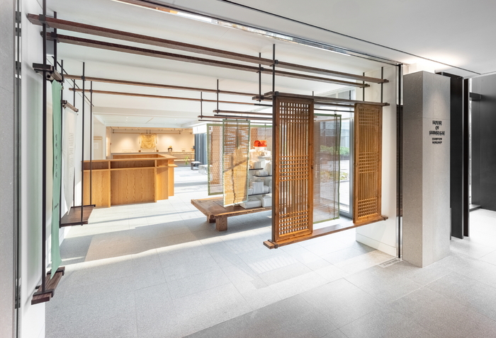 하우스오브신세계 헤리티지 전시장 입구 전경