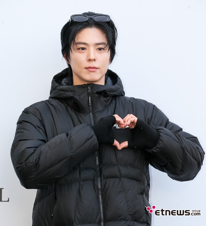 [ET포토] 박보검, '얼굴도 하트도 조각'