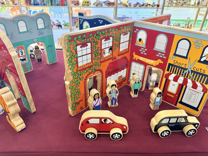 [유교전-베이비페어] 씽크플레이, 코엑스 유교전서 고급 원목 소재로 수작업한 인형 및 블록 선봬