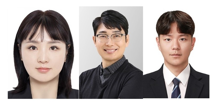 김자연 한국광기술원 박사, 라용호 전북대 교수, 김성운 전북대 박사과정생 (왼쪽부터).