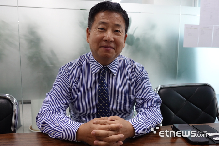 “'RutilVM'로 VMware 대체 시장 정조준...국산 서버 가상화의 새 기준 세울 것”