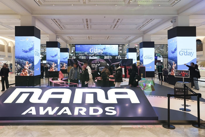 신세계百 강남점, '2025 MAMA 어워드 팝업' 선봬