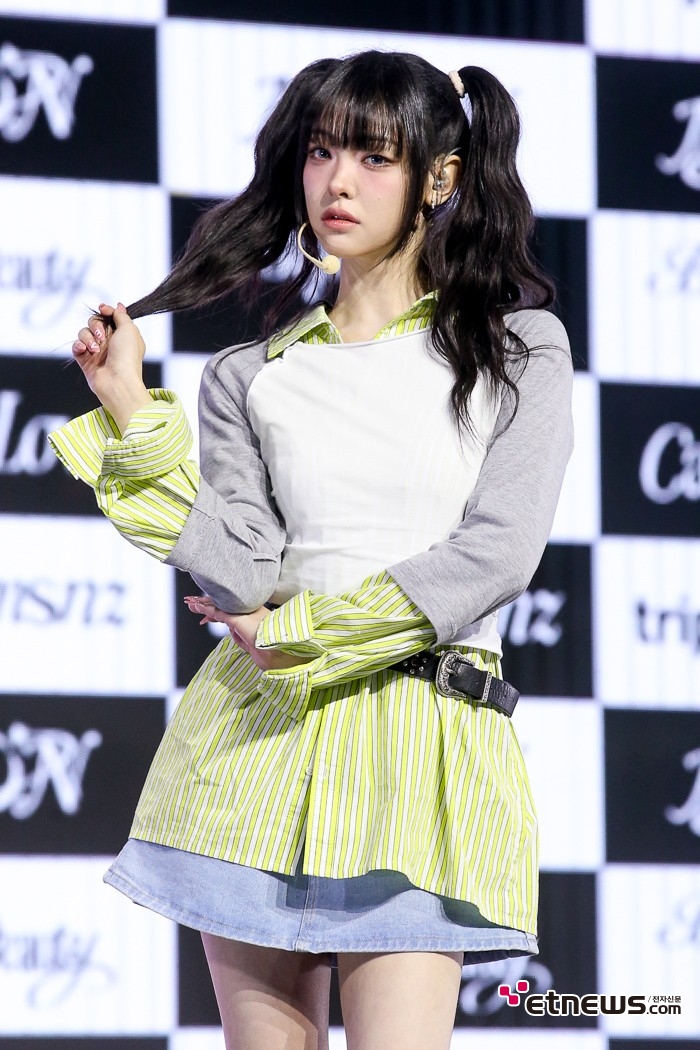 [ET포토] 트리플에스 린, '인형이 따로없는 스타일'