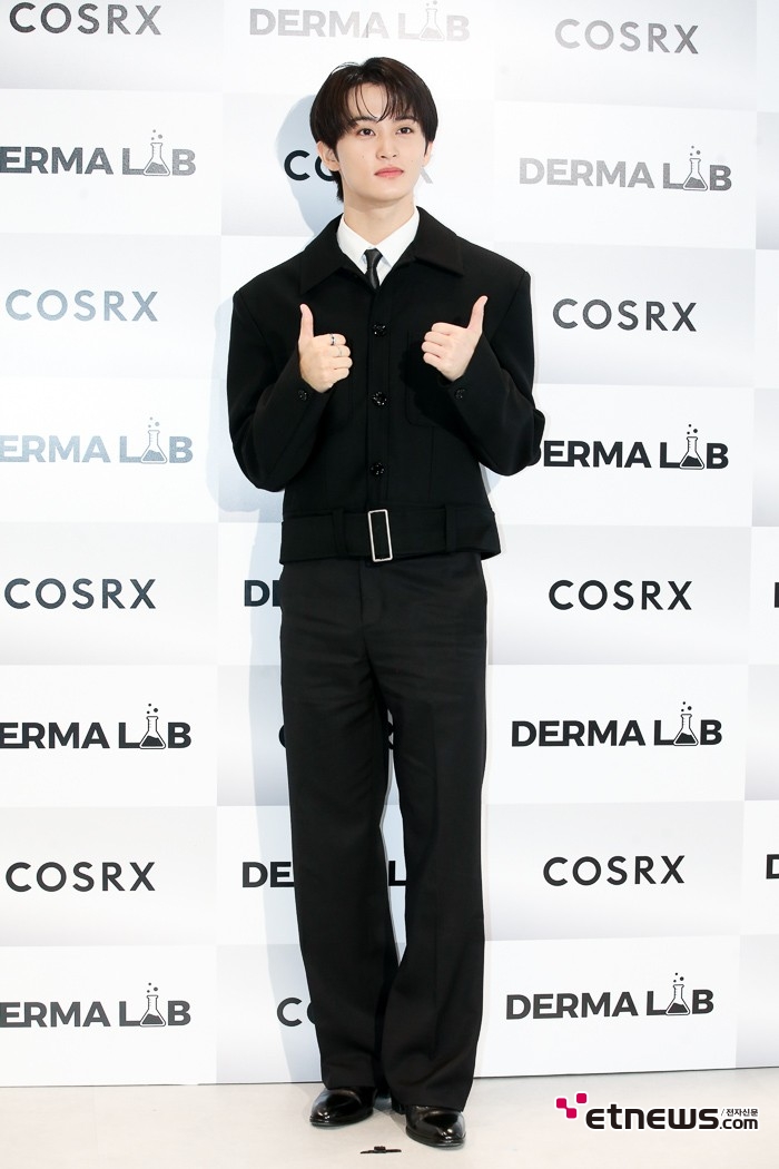 [ET포토] NCT 마크, '밸런스 좋은 블랙 패션'