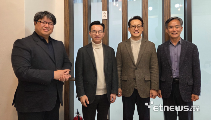 [FTA 2.0 시대 농업 대전환]⑥스마트K농업 좌담회 “데이터·로봇·플랫폼으로 노동·기후 위기 넘는다”