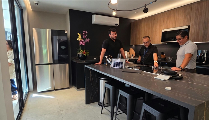 삼성전자의 중남미 첫 체험형 AI 홈 쇼룸 '까사 삼성'