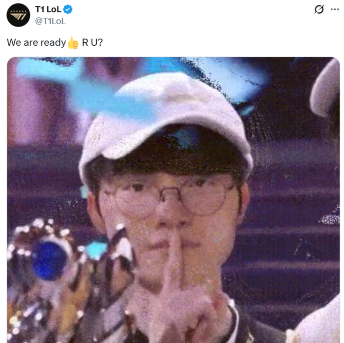 일론 머스크 테슬라 최고경영자(CEO)가 그록5와 LoL 인간 최강팀과의 대결을 제안하자 T1이 응하겠다는 답변을 달았다. 사진=엑스(@T1LoL) 캡처