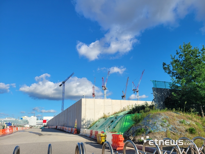 삼성전자 평택 5공장 구축 '속도'…가스·화학 설비 구축 착수