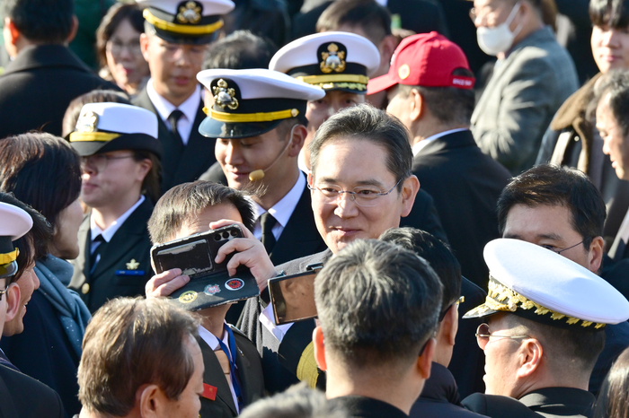 [포토] 임관식 참석한 이재용 회장