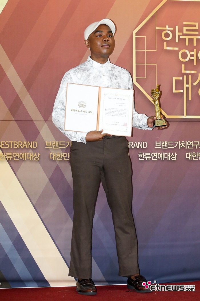 [ET포토] 테리스 브라운, '위풍당당'