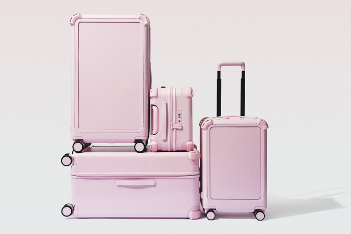 케이스티파이 트래블, '바운스 캐리어' 신규 컬러 '글로시 프림로즈 핑크' 출시