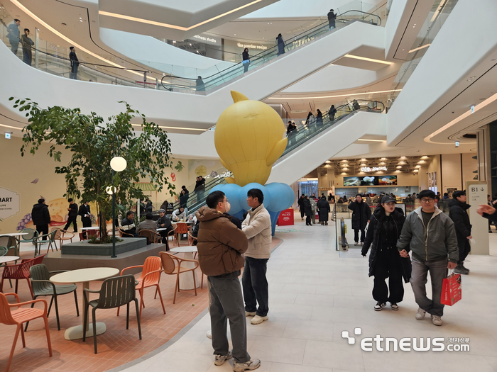 스타필드 빌리지 운정 내부 전경 〈사진=민경하 기자〉