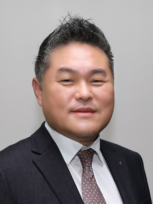 최우일 인터지스 부사장. 동국홀딩스