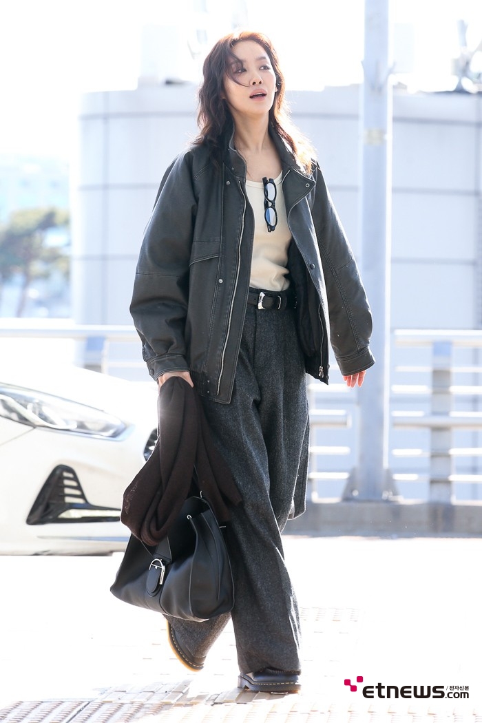 [ET포토] 차주영, '한파에도 얇은 이너'