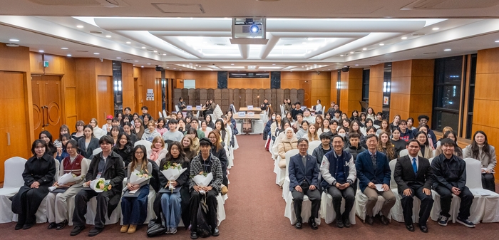 서강대학교 RISE사업단은 11월 26일 국제처 국제학생팀과 함께 '제1회 서강대학교 국제학생 커리어 & 진학 멘토링의 밤'을 개최했다.